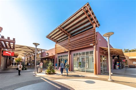 burberry seattle wa|seattle premium outlet store directory.